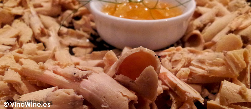 Virutas de foie a la sal con compota de naranja dulce de Restaurante Sant Francesc 52 de Alcoy