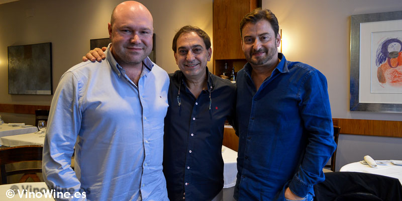 Jose Ruiz y José Enrique con Ricardo Gil de Restaurante 33 en Tudela