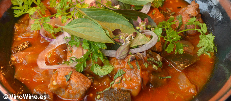 Jabalí con curry de Lakasa en Madrid