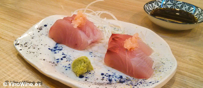 Sashimi de pez limón con wasabi de Momiji en Martin & Mary Sushi Bar en Valencia