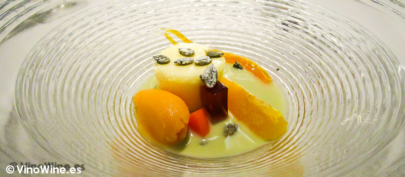 Esponja de cítricos gelée de miel naranja sorbete de calabaza y sopa de eneldo de Maralba by Fran Martínez en Almansa