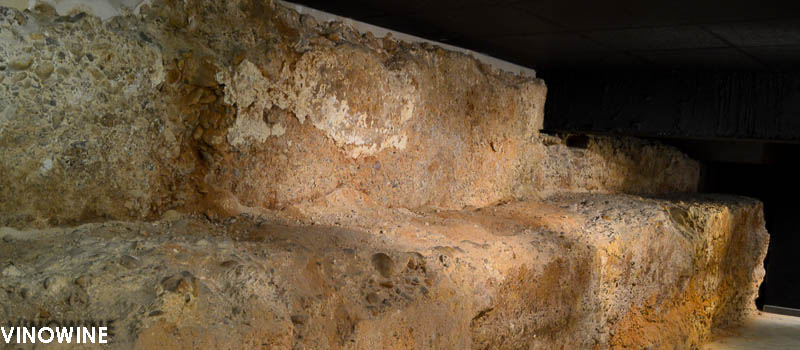 Restos arqueológicos en el Celler del Tossal