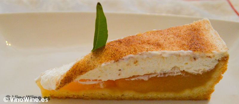 Tarta de manzana y nata de L´Almàsera de Margarida (Alicante)