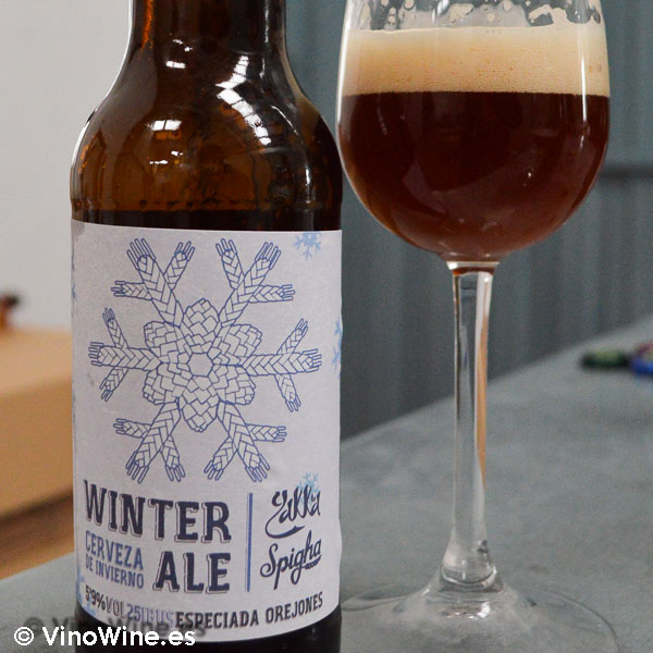 Winter Ale de Spigha con su espuma