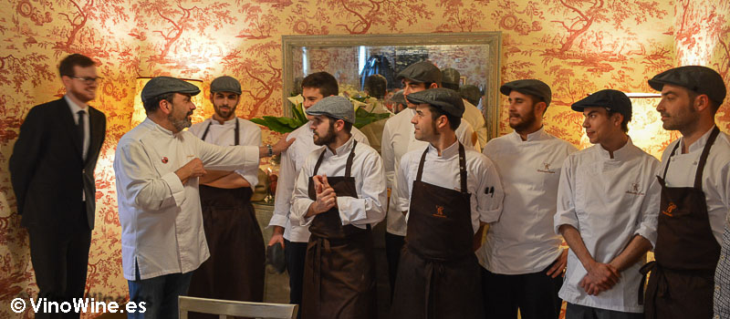 Equipo de cocina del Restaurante Cenador de Amós en Cantabria