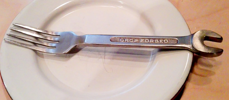 Curioso tenedor del Restaurante Arallo Taberna de Madrid