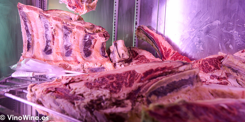 Expositor de carne del Restaurante Ca Joan de Altea en Alicante